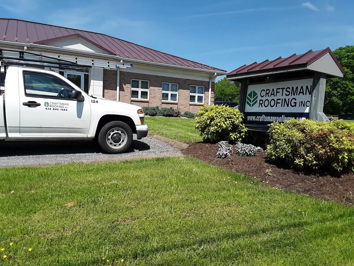 Quality Ice Dam Removal by experienced craftsmen in Herndon Heights