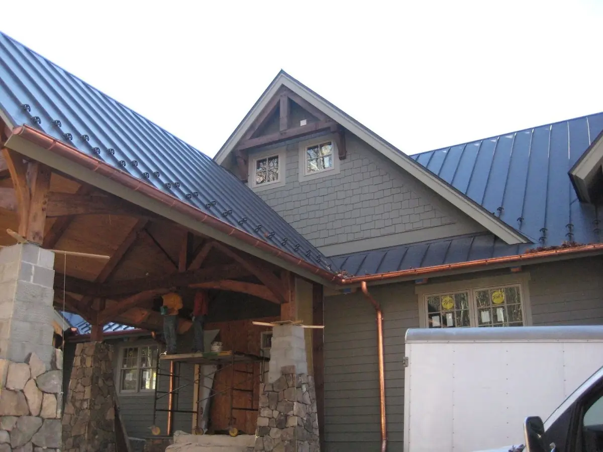 Craftsman Roofing team delivering quality roofing work in Herndon Heights